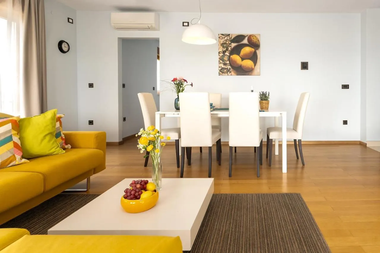 Povile Suites Apartment